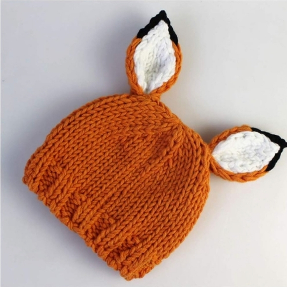 Newborn Crochet Fox Outfit - Picture 4 of 4